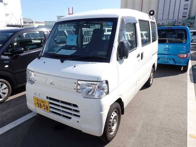 195 MITSUBISHI MINICAB VAN U61V 2013 г. (ORIX Kobe Nyusatsu)